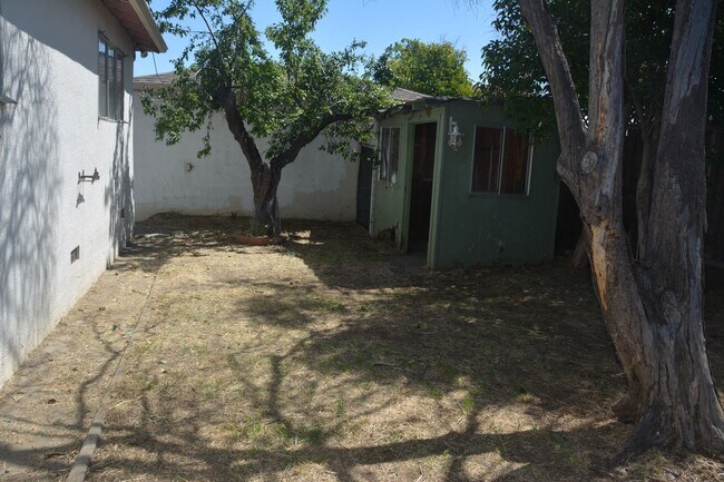 Building Photo - 3809 Lassen Dr