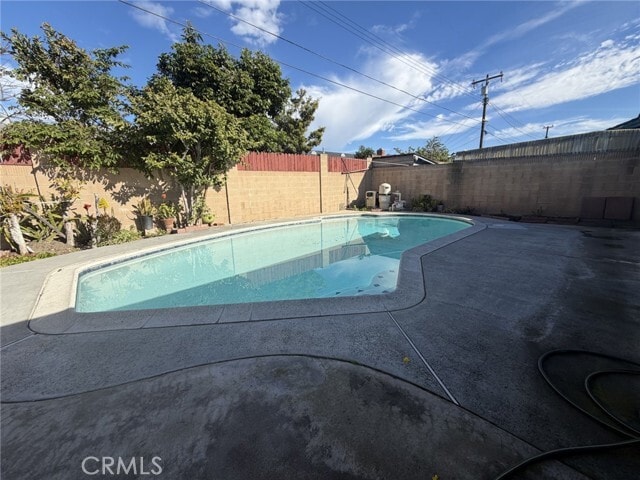 Building Photo - 9551 Robin Ave