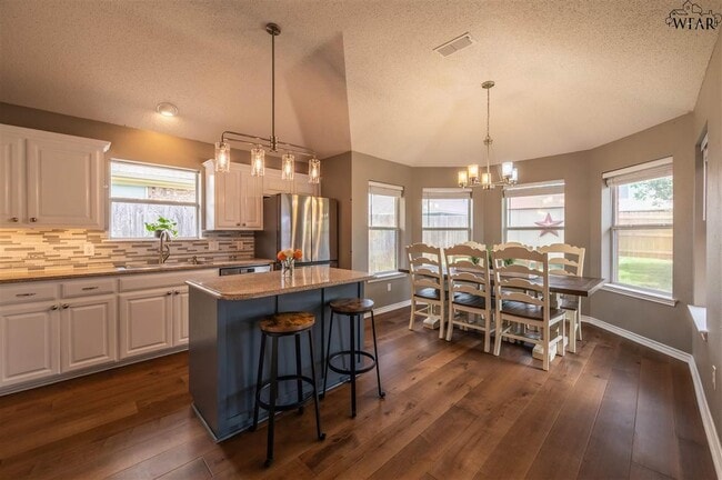 Building Photo - 4807 Libby Dr