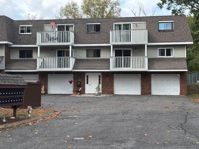Building Photo - 178 Churchill Dr