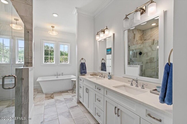 Building Photo - 14350 Marina San Pablo Pl