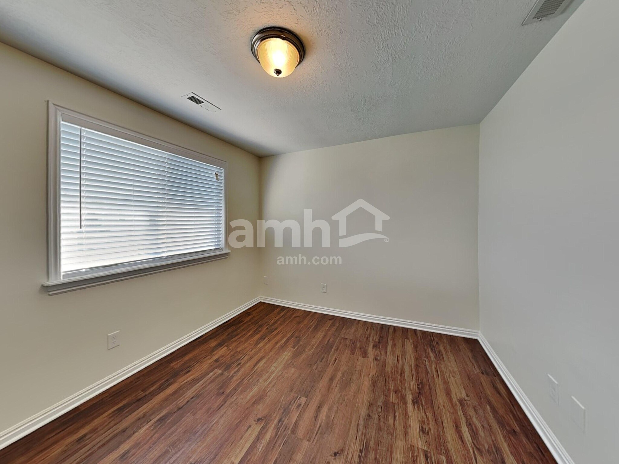 Building Photo - 154 Crystal Bay Dr