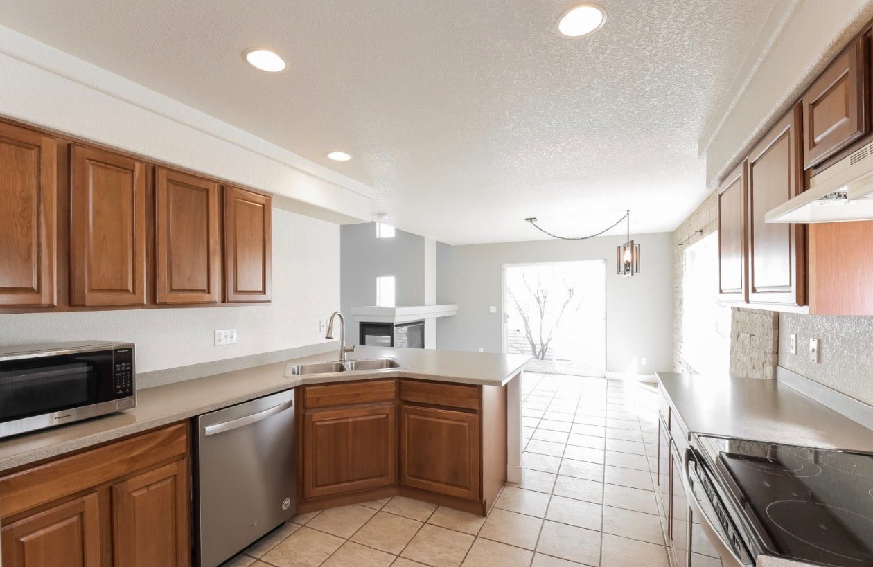 Building Photo - 4830 Flanders Way