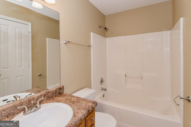 Building Photo - 5320 Brickleberry Way