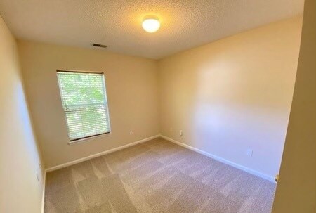 Building Photo - 8730 Hayden Glenn Dr