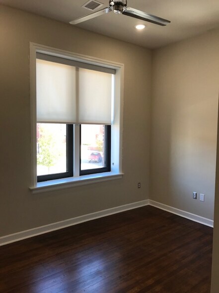 Building Photo - 205 N Williams St