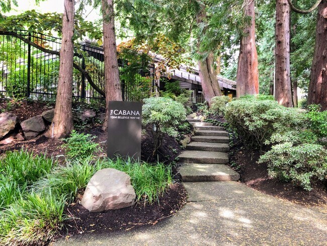 Building Photo - Spacious 2db, 2ba Condo Downtown Bellevue in Tranquil Setting
