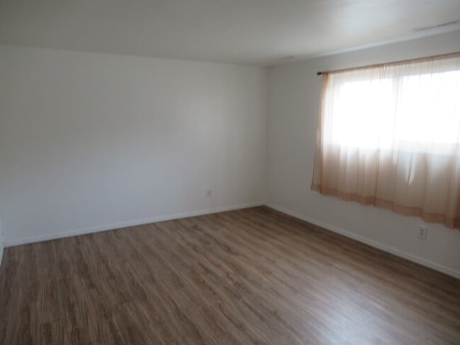 Building Photo - 1511 25th St