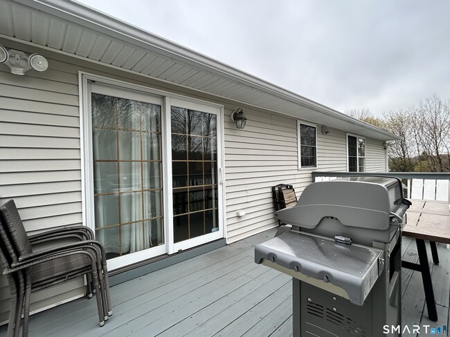 Building Photo - 39 Asia Cir