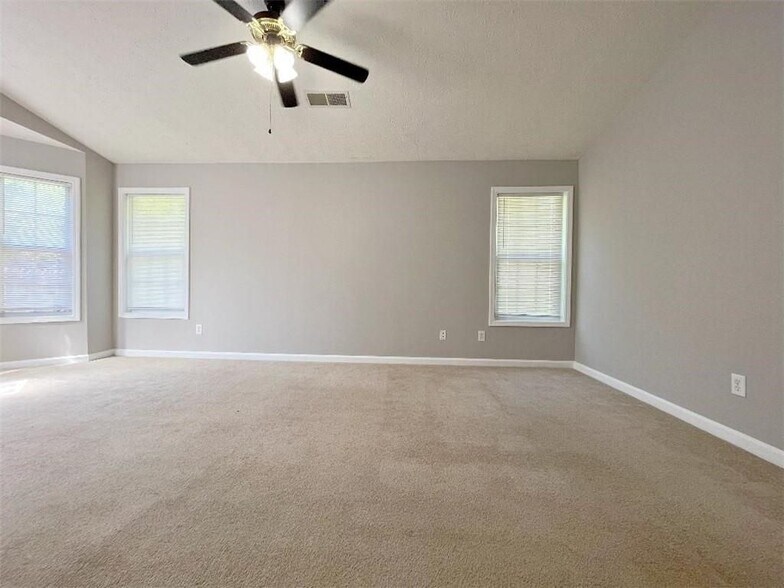 Building Photo - 408 Lee Miller Dr