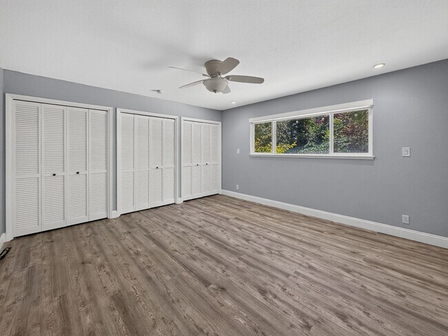 Building Photo - Gorgeous Single Level Home with Pool in Alamo Available Now!
