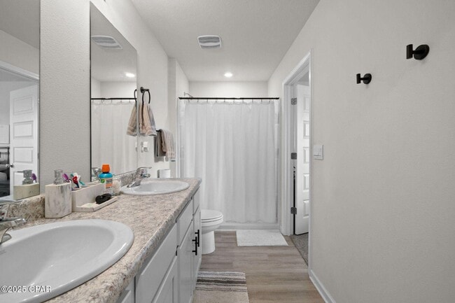 Building Photo - 4873 Shurer Ln