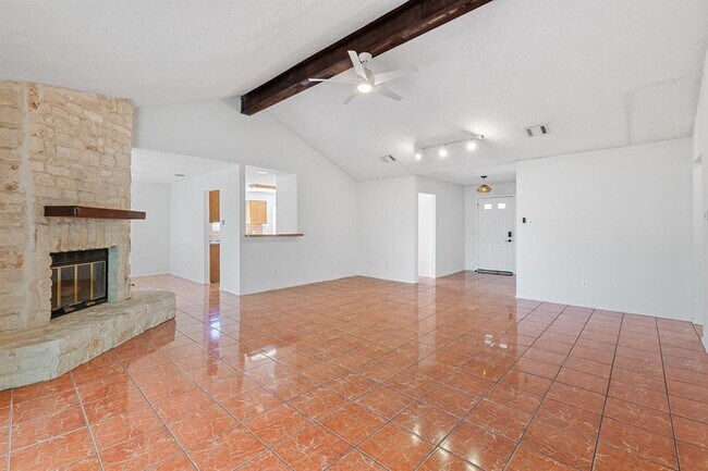 Building Photo - 2923 Norfolk Dr