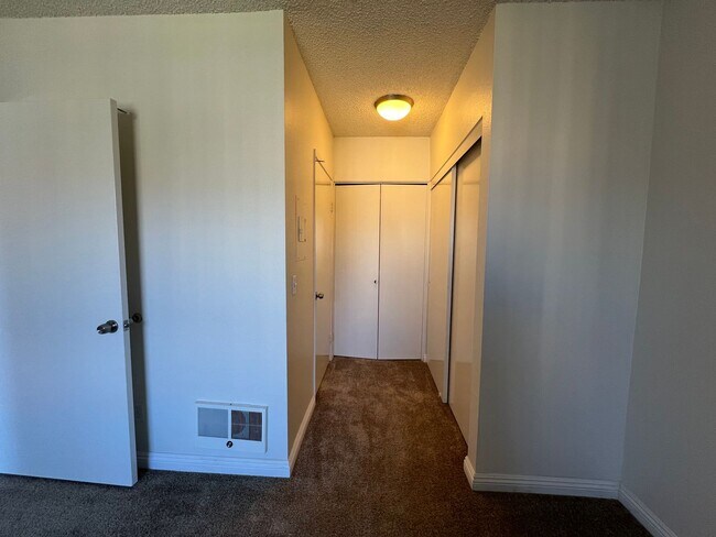 Building Photo - Second Month Free! Welcome Home to La Casa...