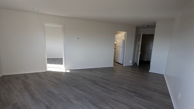 Building Photo - Cozy 1 Bed 1 Bath Condo In Vibrant Pavilion On The Park