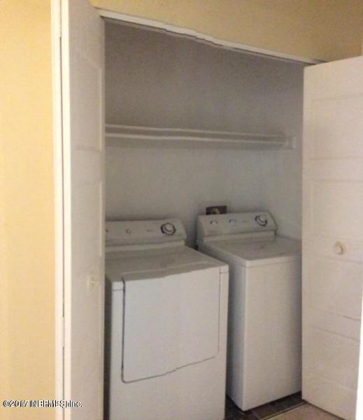 Building Photo - 6226 Lake Tahoe Dr