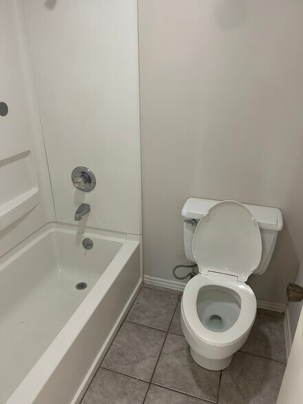 Building Photo - 37 Timber Ridge Dr
