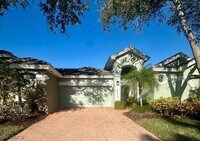Building Photo - 25413 Alicante Dr
