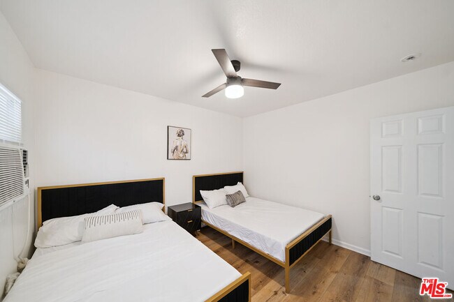Building Photo - 1163 W 38th St