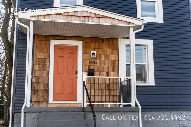 Building Photo - 1487 Granville St