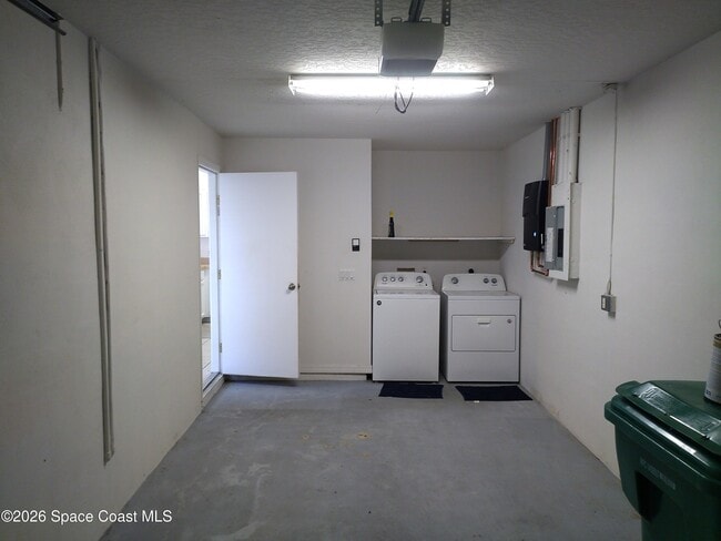 Building Photo - 603 Grant Ct