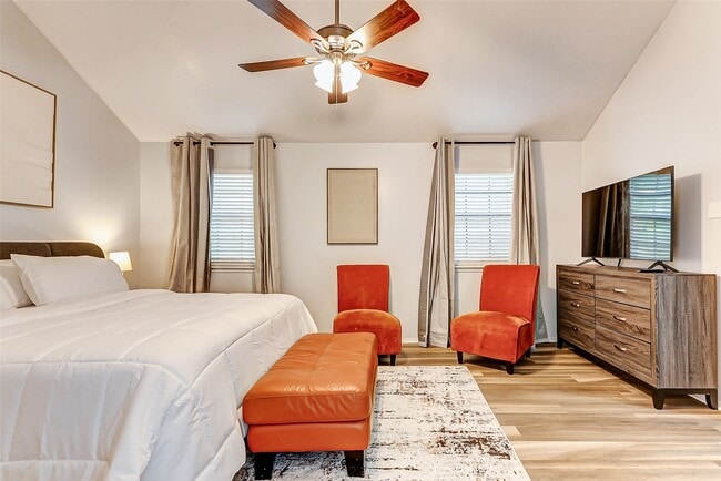 Building Photo - 92 N Deerfoot Cir