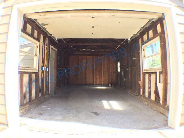 Building Photo - 6153 SE Tenino St