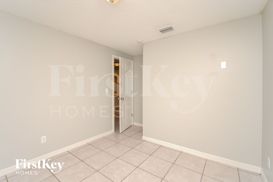 Building Photo - 8509 Olympic Ct