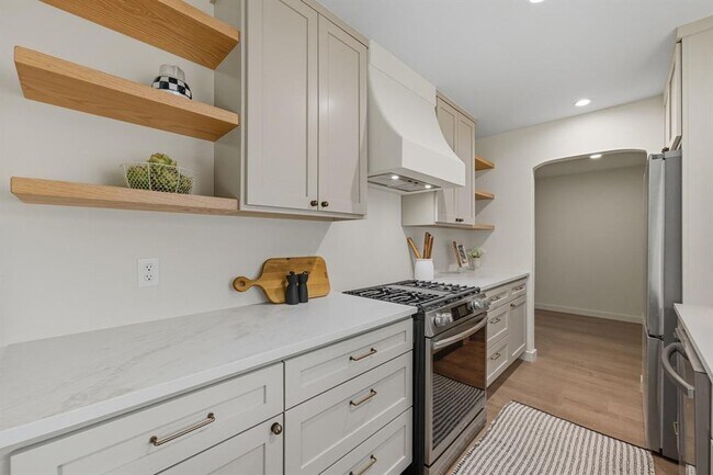 Building Photo - 1114 Stoneoak Ln