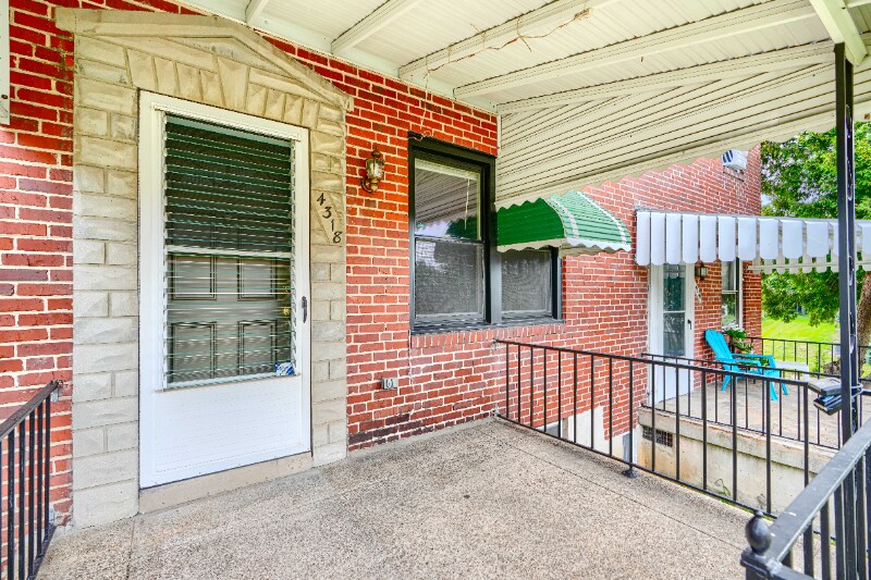 Primary Photo - 4318 Seidel Ave