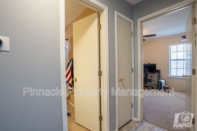 Building Photo - 1204 June