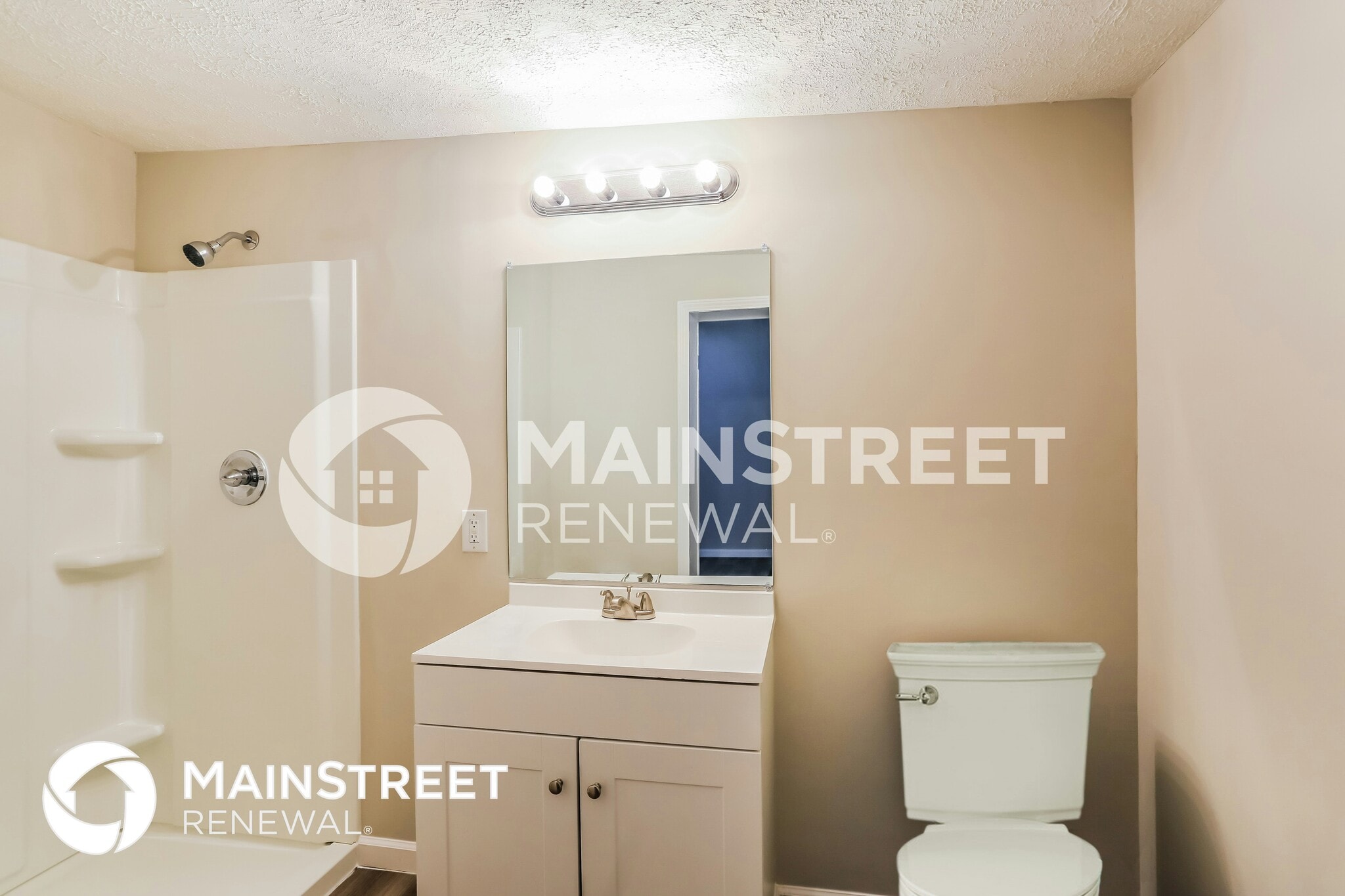 Building Photo - 2475 Lawndale Ave