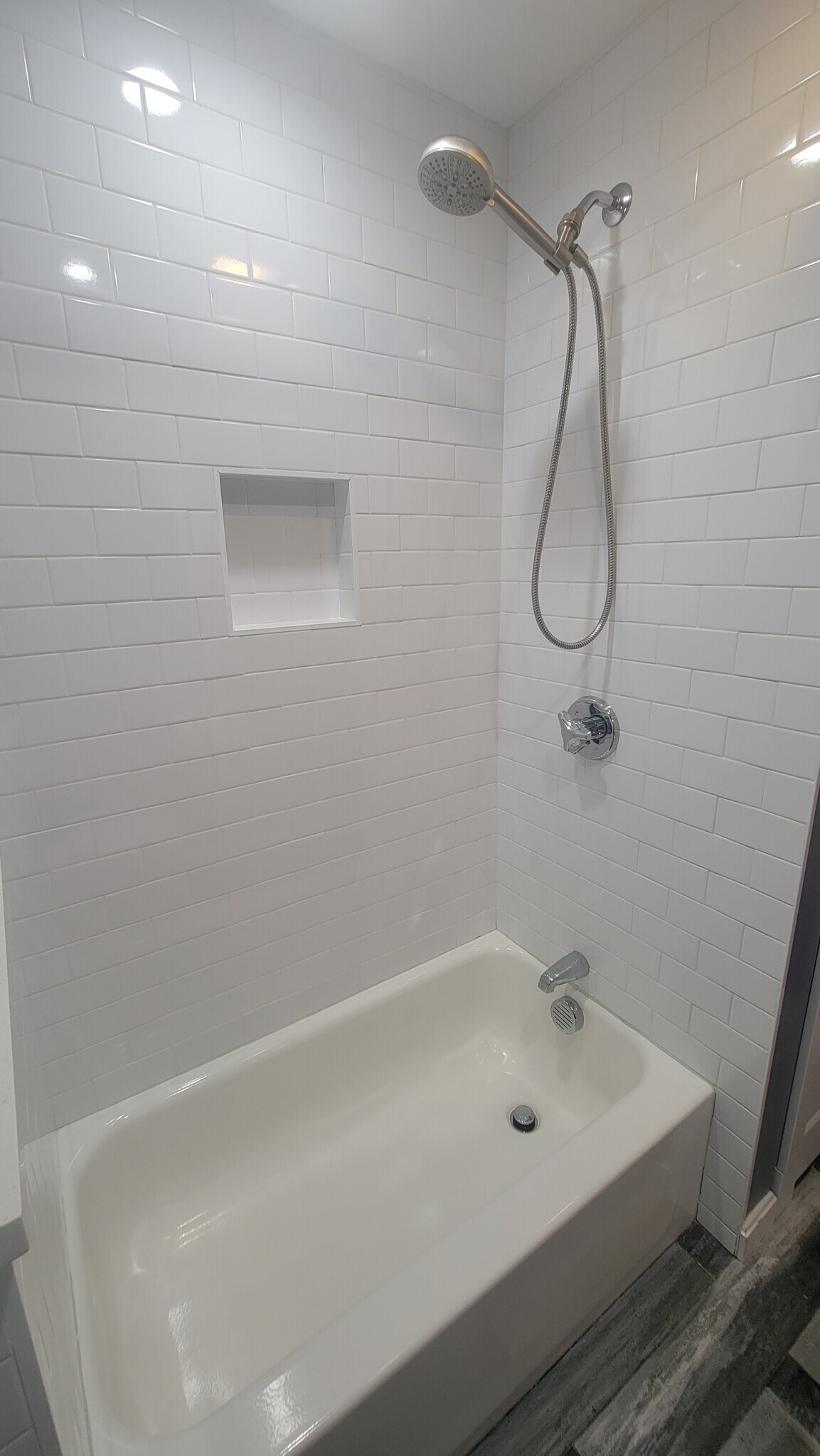 Building Photo - 54 Bolton St