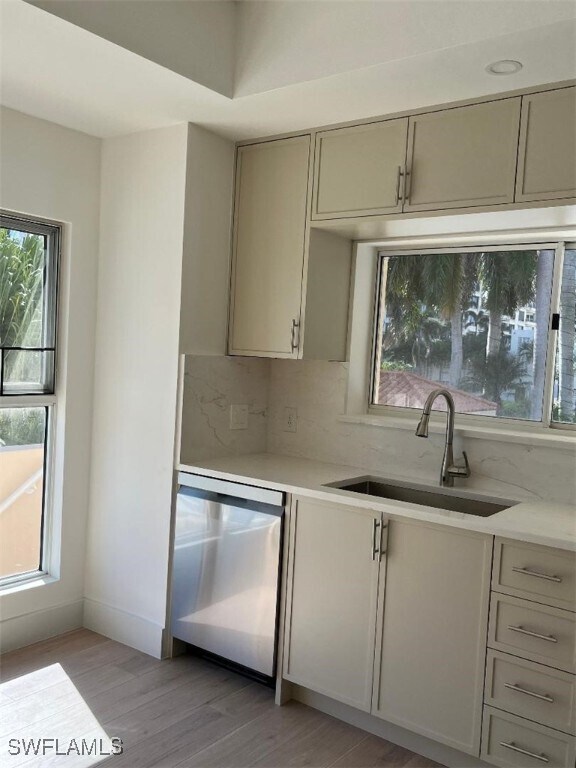 Building Photo - 4530 Gulf Shore Blvd N