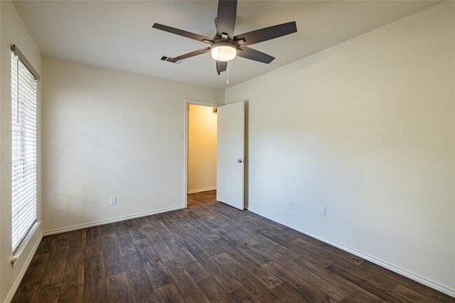 Building Photo - 9848 Weir Lp Cir