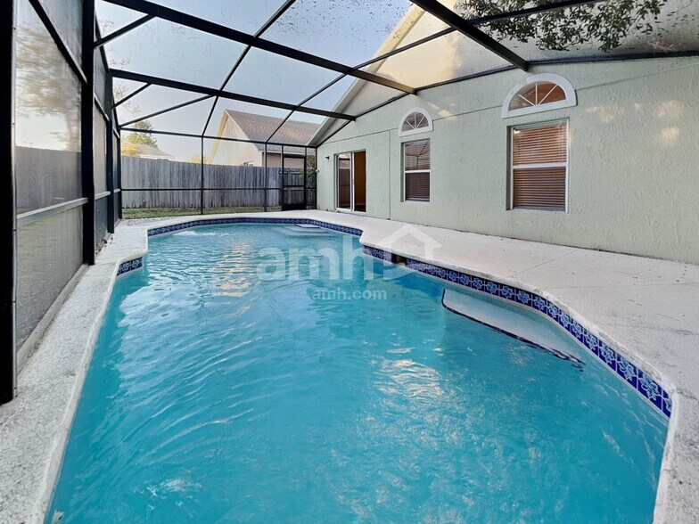 Building Photo - 4308 Iveyglen Ave