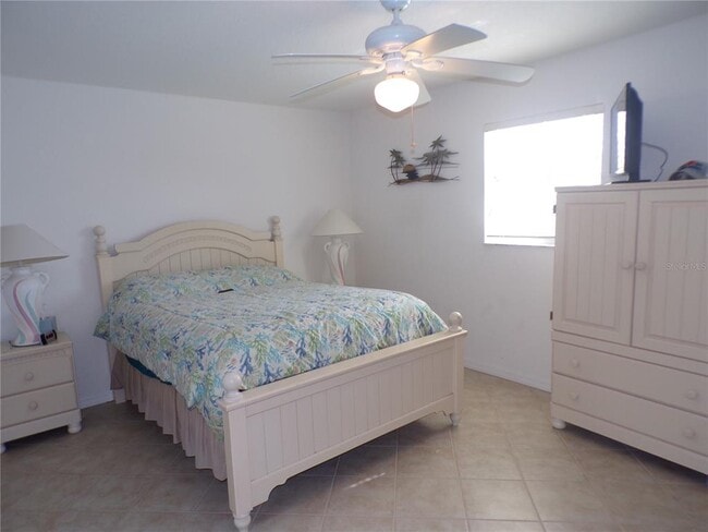 Building Photo - 27097 Omni Ln