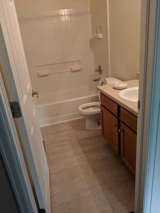 Building Photo - 1326 Graham Cir