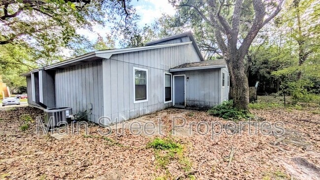 Building Photo - 9565 Sunnehanna Blvd