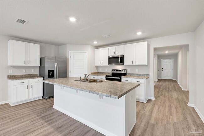 Building Photo - 5964 Laurel Oak Dr