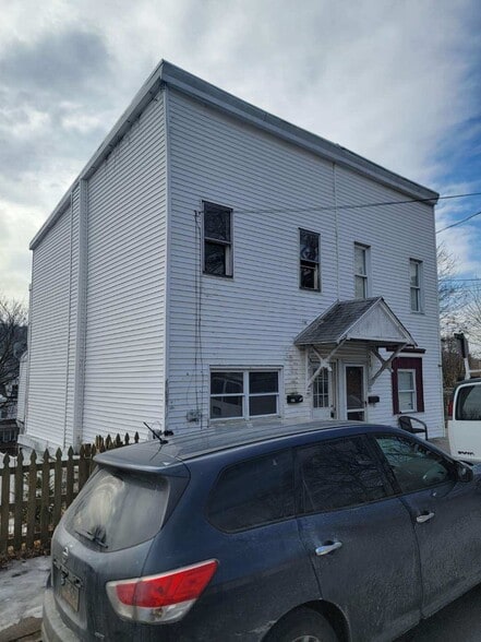 Building Photo - 437 Morgan Ave