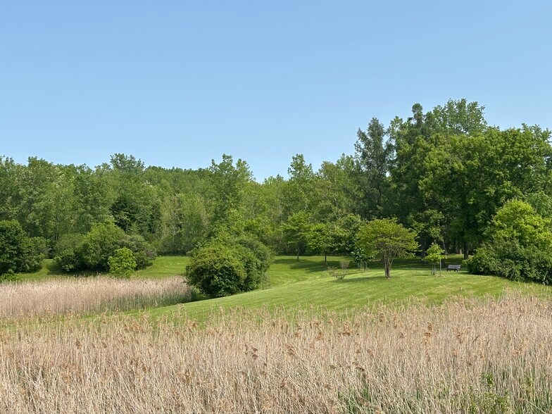 Building Photo - 1320 Westcott St