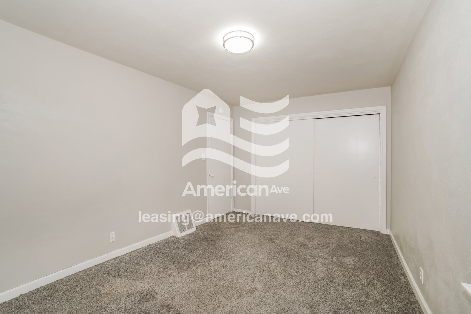 Building Photo - 1316 W West Aire Ave