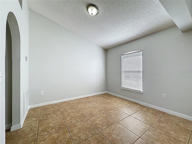 Building Photo - 413 Mulberry Ct