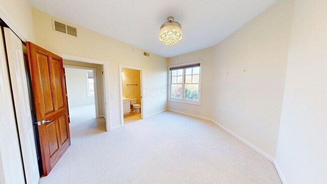 Building Photo - 5745 Newbank Cir