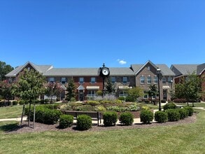 Building Photo - 4816 Village Walk