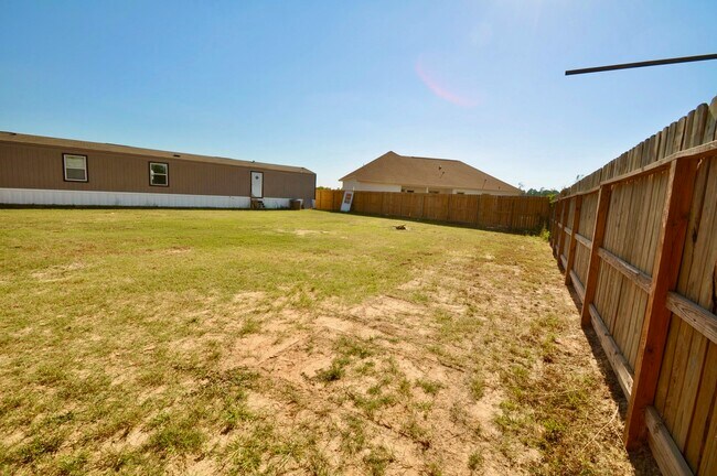 Building Photo - 25 Road 5608