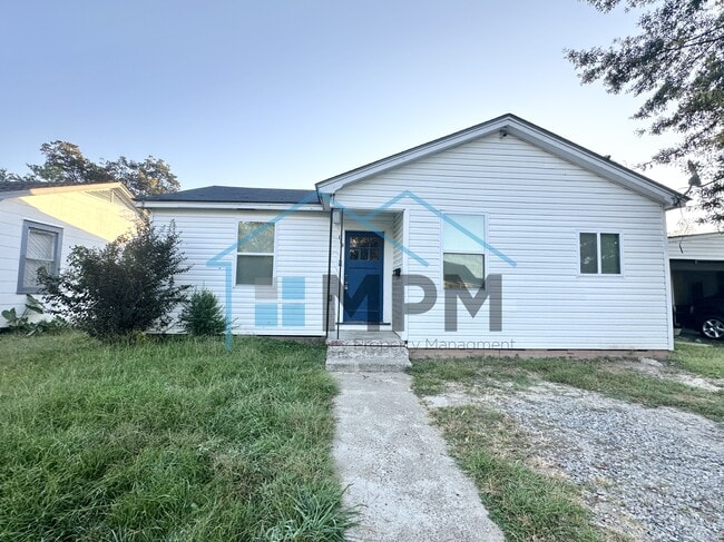 Building Photo - 119 S Riverbend Dr