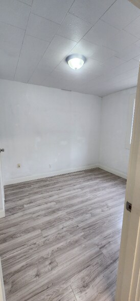 Building Photo - 511 Tyler St