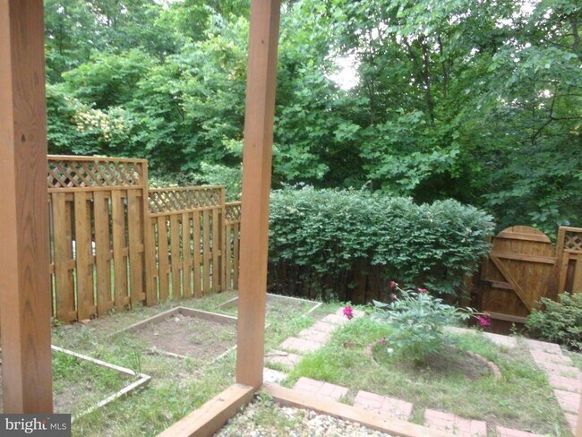 Building Photo - 24753 Carbonate Terrace